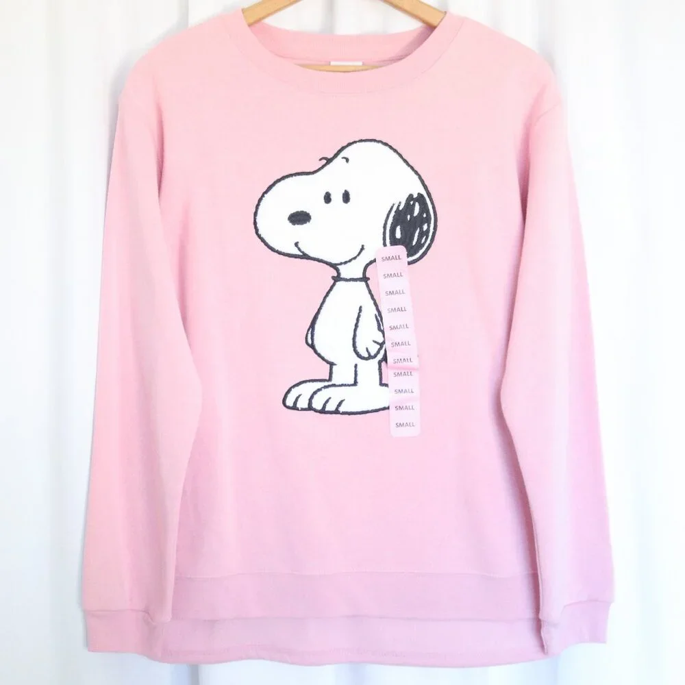 Peanuts | Snoopy Chenille Embroidered Patch Soft Fleece Pink Sweatshirt NWT | S - Picture 1 of 13
